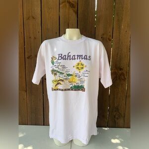 Vintage Bahamas single stitch size M/L, Vintage White tee.
